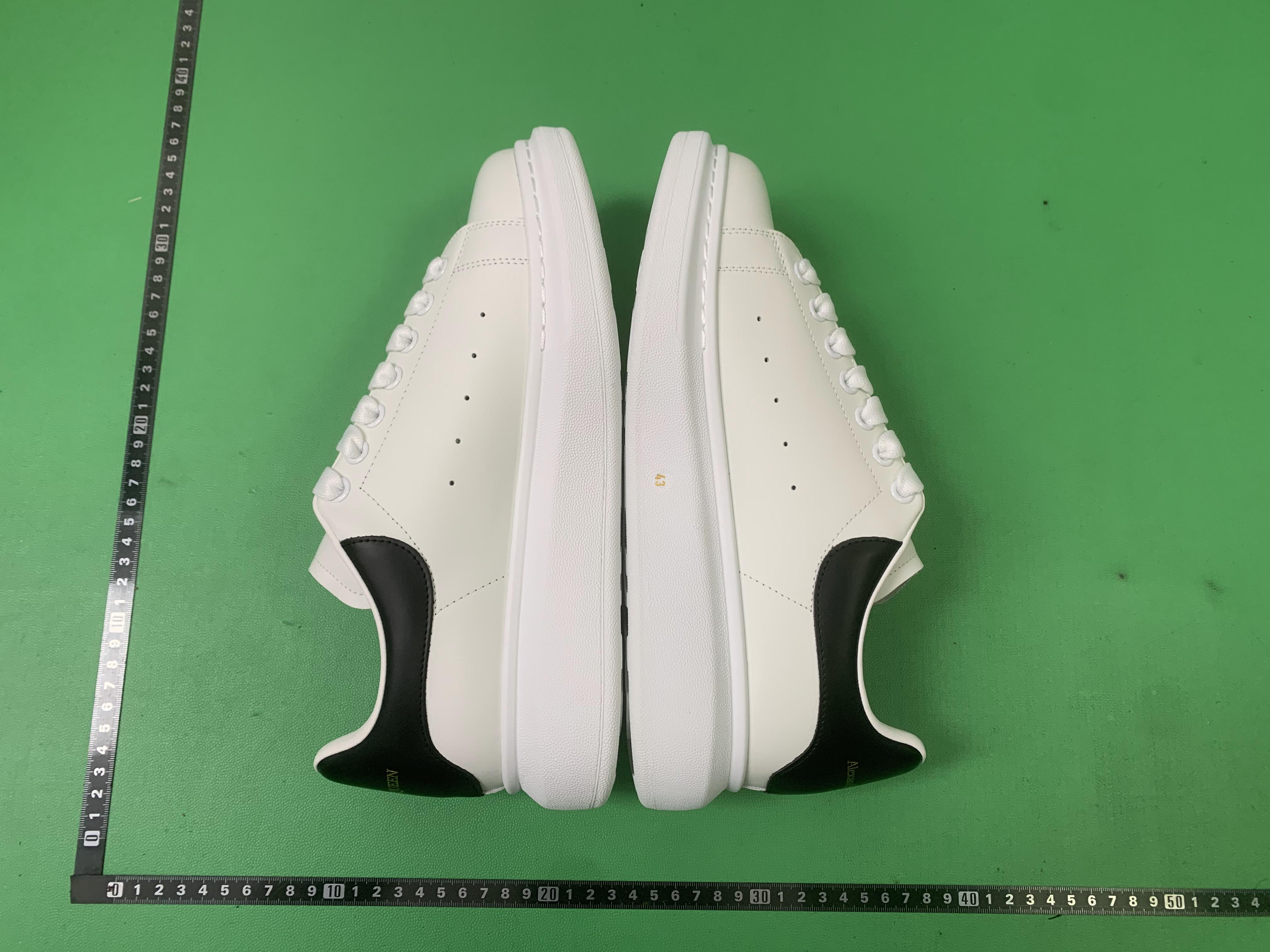 Alexander McQueen -10